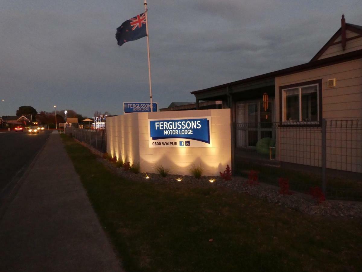 Fergussons Motor Lodge Waipukurau Exterior foto